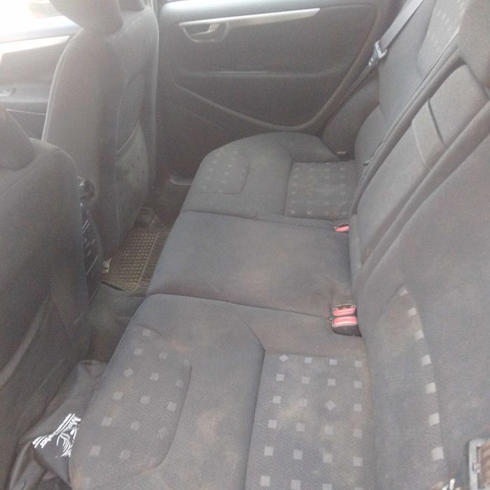 Volvo V70 în stare bună, de vânzare
