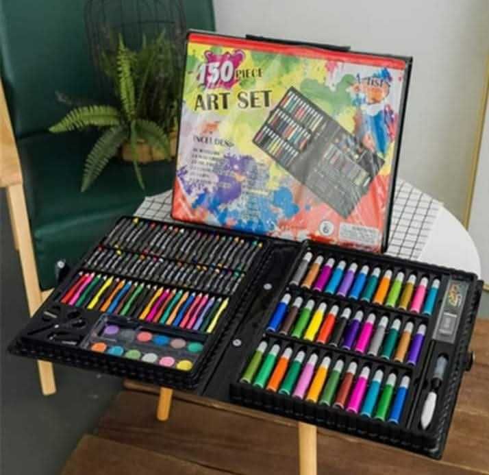 Комплект за рисуване