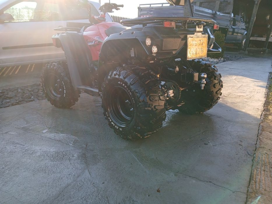 Vand sau schimb cu autoturizm Linhai M210 .