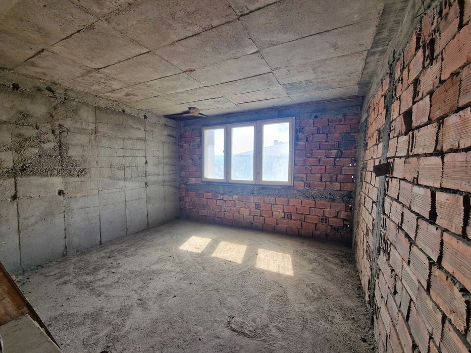 Продава се Многостаен апартамент в Благоевград, Освобождение - 166 кв.м за 262 €/кв.м - Снимка #4