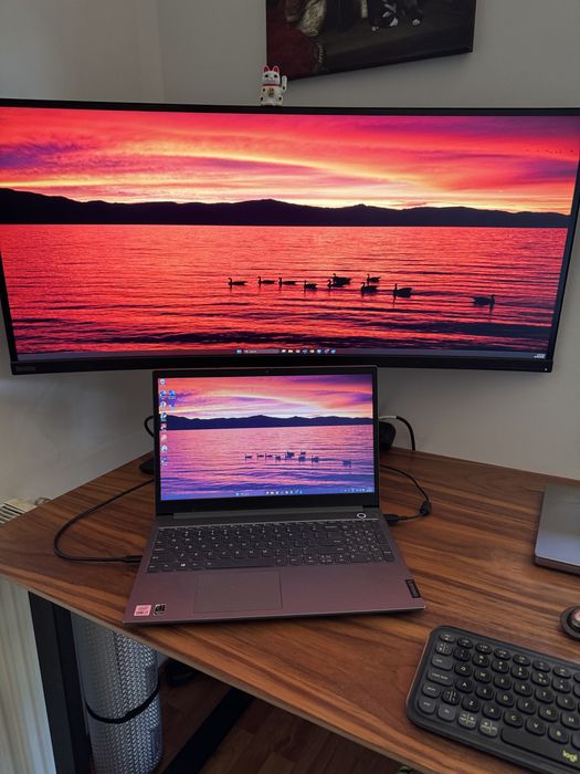 Monitor 5k Lenovo 39,7” 98% DCI-P3 și 99% sRGB, pe 10 biți pentru edit foto/video