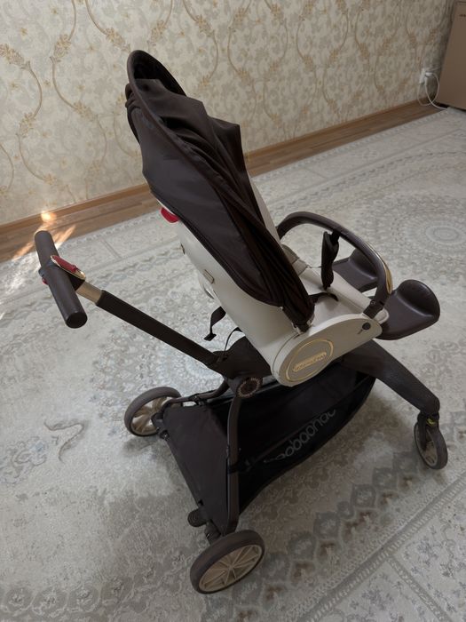Детская коляска.