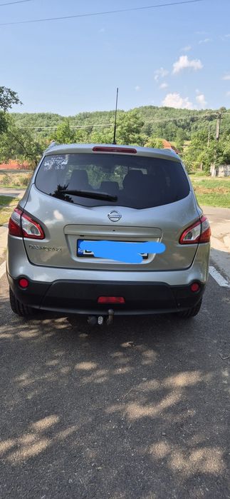 Nissan Qashqai+2  Panoramic