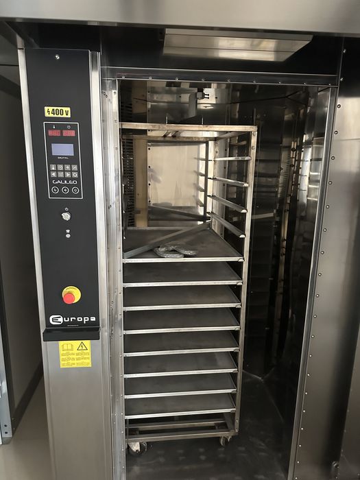 Cuptor paine profesional