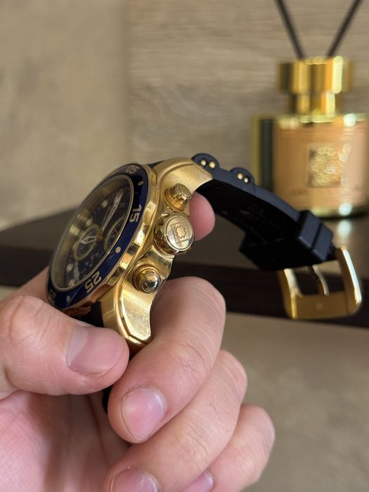 Мъжки часовник Invicta Pro Diver Chronograph (Gold & Blue)