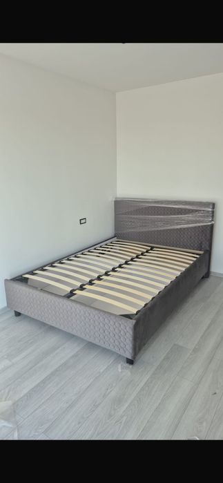 Pat nou nout tapițat de 140 /200 cm!