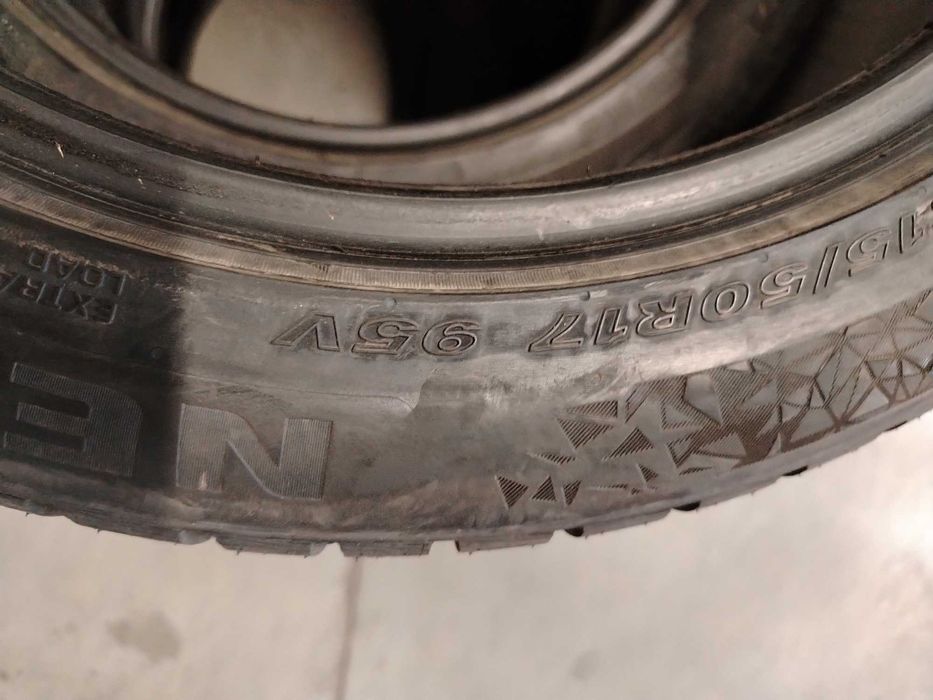 4бр.зимни гуми 215/50/17 Nexen