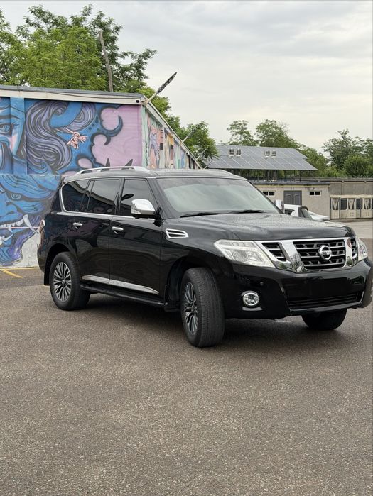 Nissan Patrol 2019 Platinum Flagman Qora