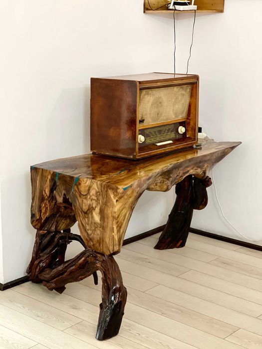 Bancă din lemn masiv cu masuta integrata, ideala pentru terasa/grădina