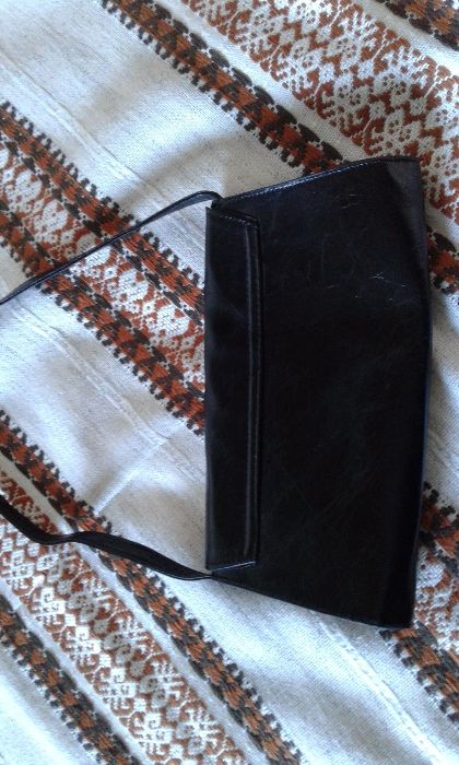 Продавм  дамски  чанти