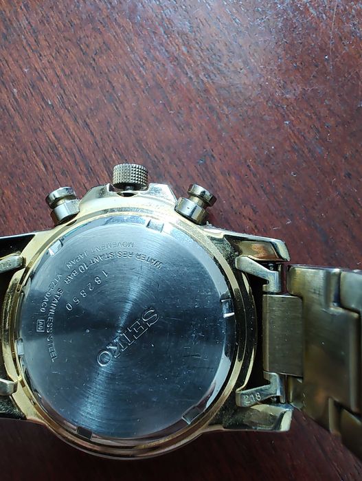 Ceas Seiko solar chronograph gold