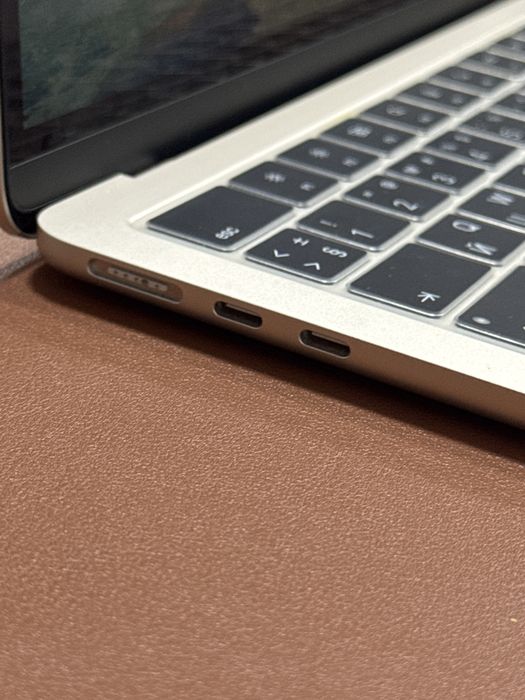 MacBook Air M3 / 512gb