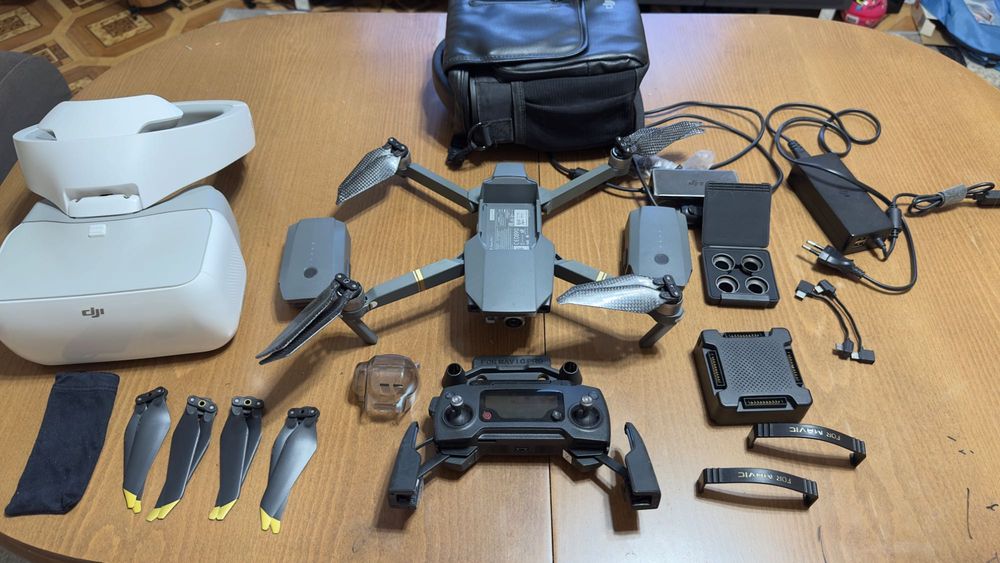 Дрон DJI mavic pro