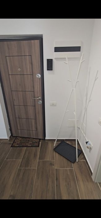 Inchiriez garsoniera 38.20/Siena Residence Metro Berceni