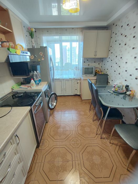 3-комн в высотке (4-16, 9 эт)
