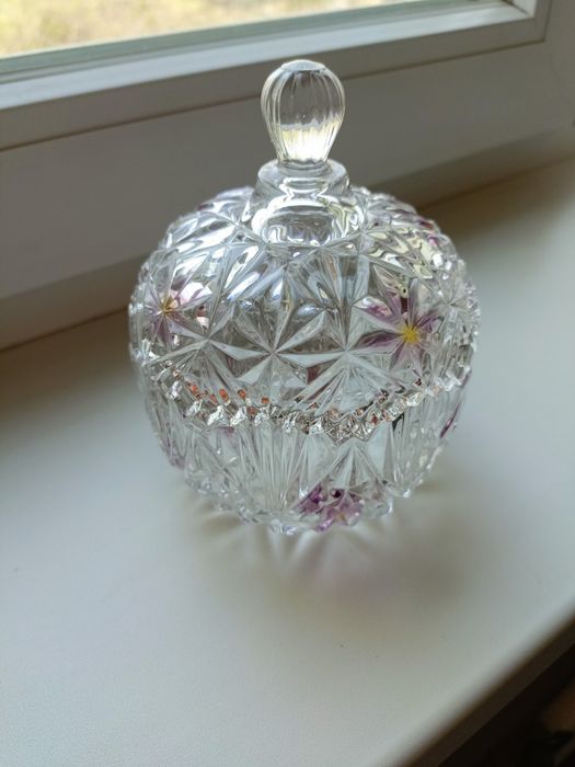 Продам сахарницу