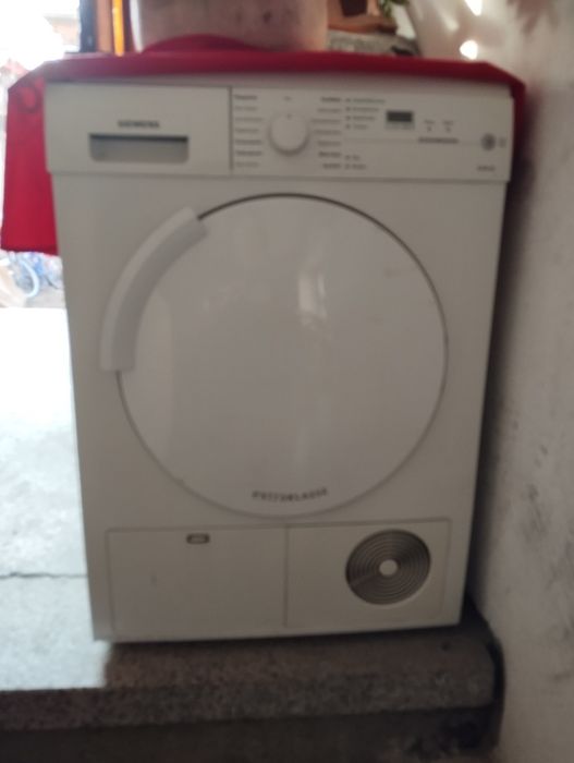 Кондензна сушилня Сименс.