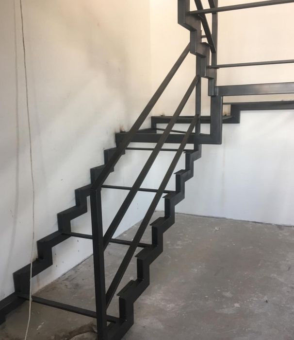 Каркасы лестниц качественно Лестницы под ключ