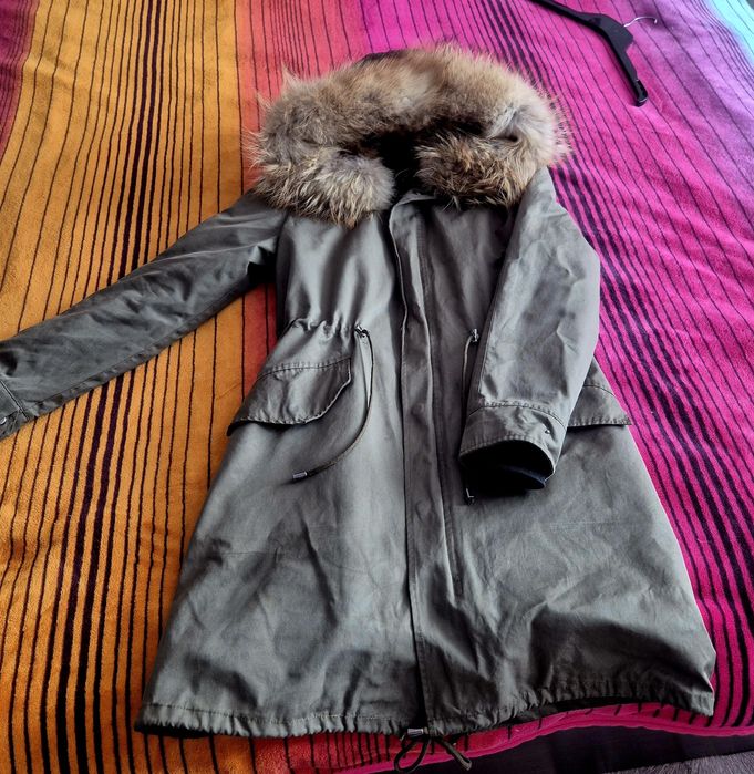 Продам парку зимнюю