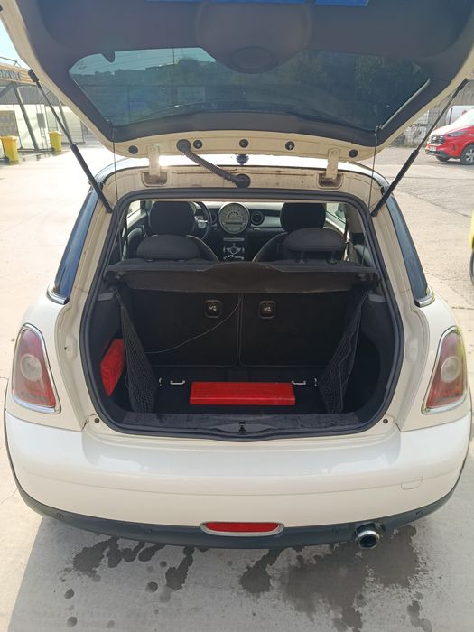 Vând Mini One 2008