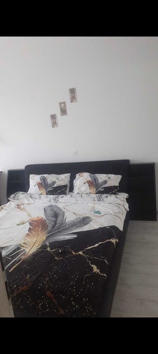 Închiriez apartament cu contract