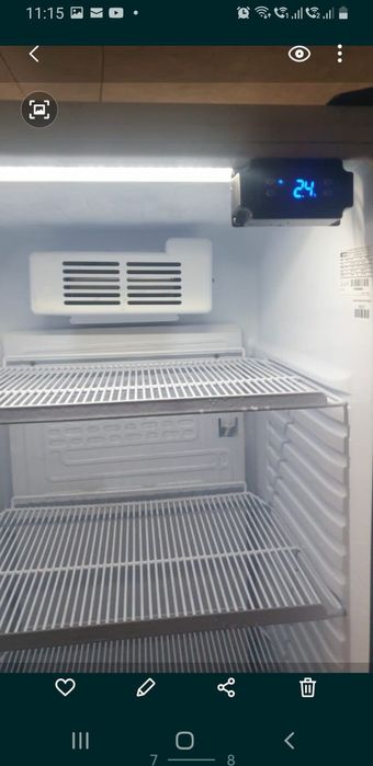 Vitrina frigorifica pentru sucuri -bauturi