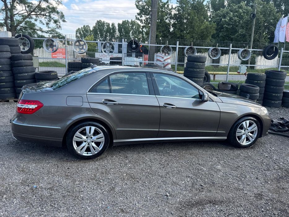 Mercedes Benz E class