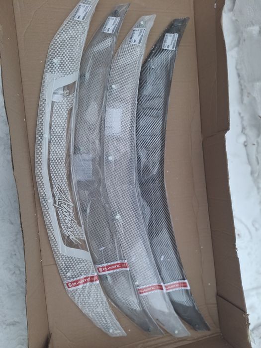 Мухобойка тойота альфард