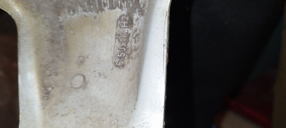 Перфектни гуми с джанти 5×112 16r