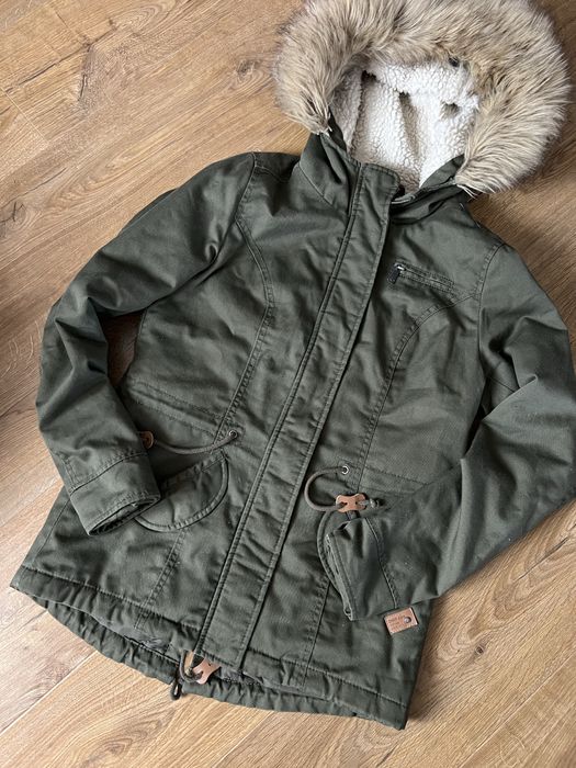 Различни якета/ бомбъри