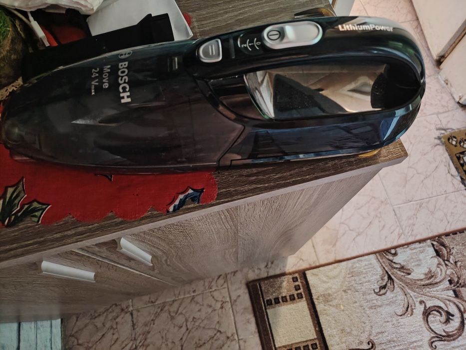 Прахосмукачка BOSCH MOVE BHN24L