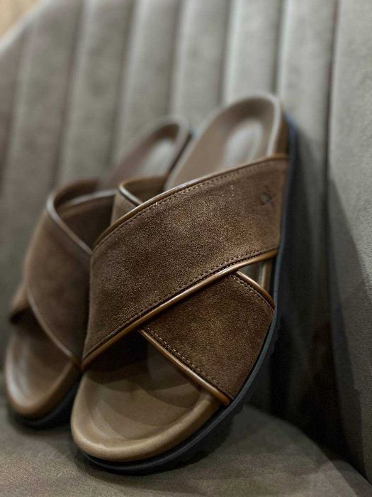 Hackett London мужские кожаные тапочки РАЗМЕР 42,43