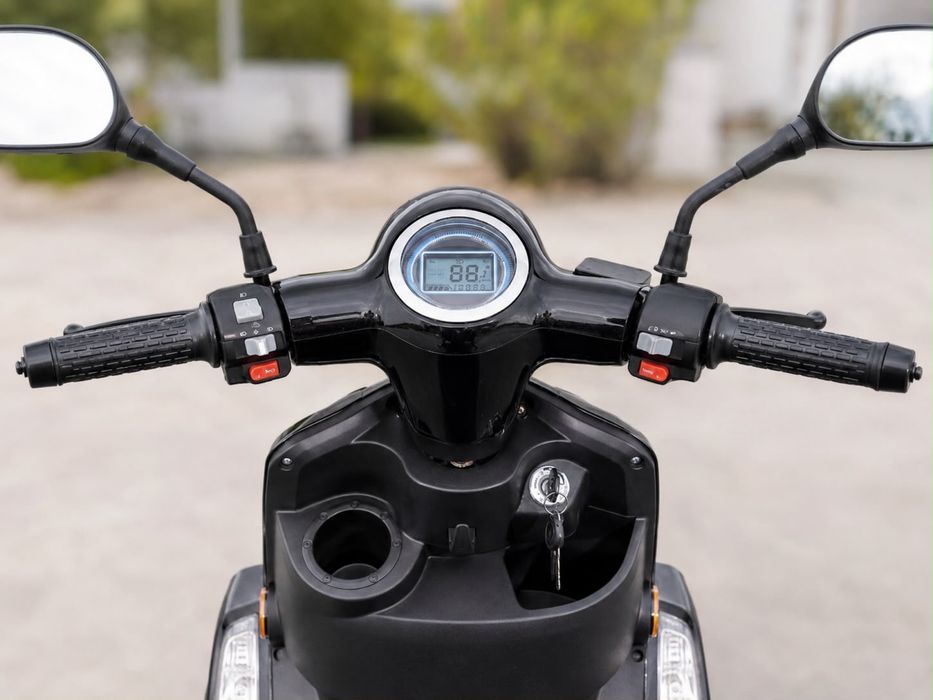 Scuter electric 4 roți NOU – fără permis – 2.600 lei