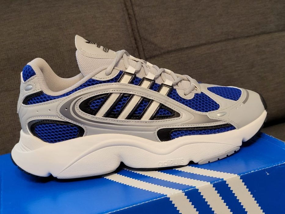 Продам оригинальные кросовки Adidas