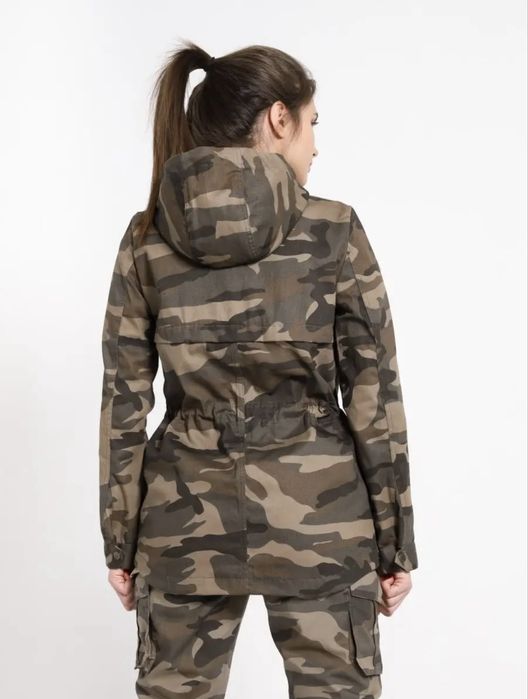 Костюм в стиле милитари/хаки