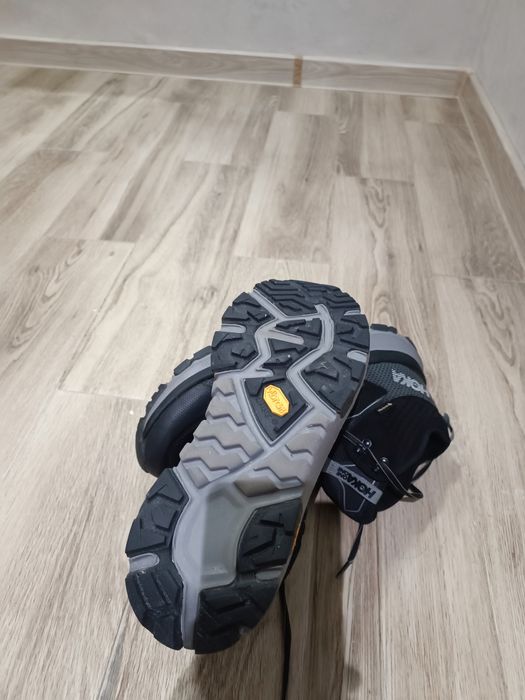 Hoka one one size 44/28cm.gore-tex mega grip