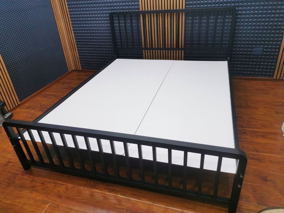 Металлическая двуспальная кровать. Темир Калават. Лофт  Стиль.  Loft