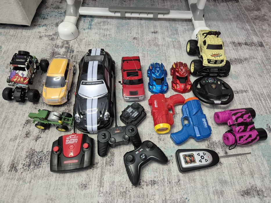 Продам игрушки б/у