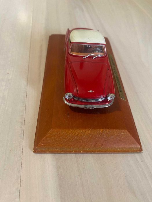 Ретро коли и пикап