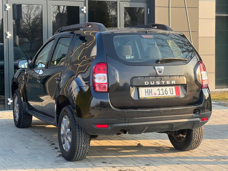 Dacia Duster model Prestige 1.6 benzina Euro 5 2016