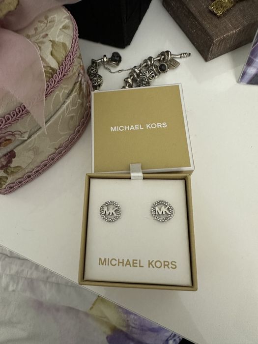 Обеци Michael Kors- чисто нови