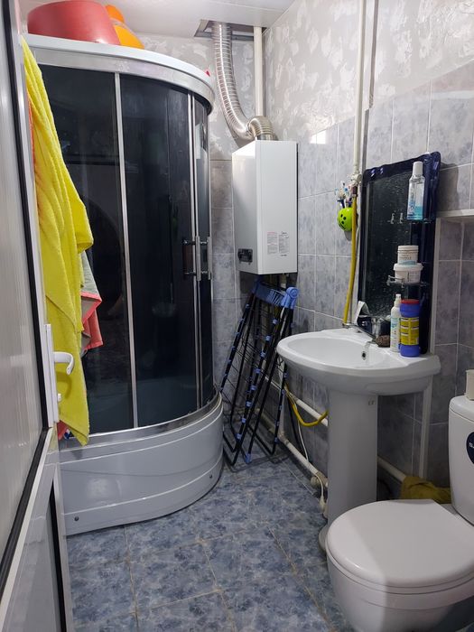 Дом  в центре Аксукента .