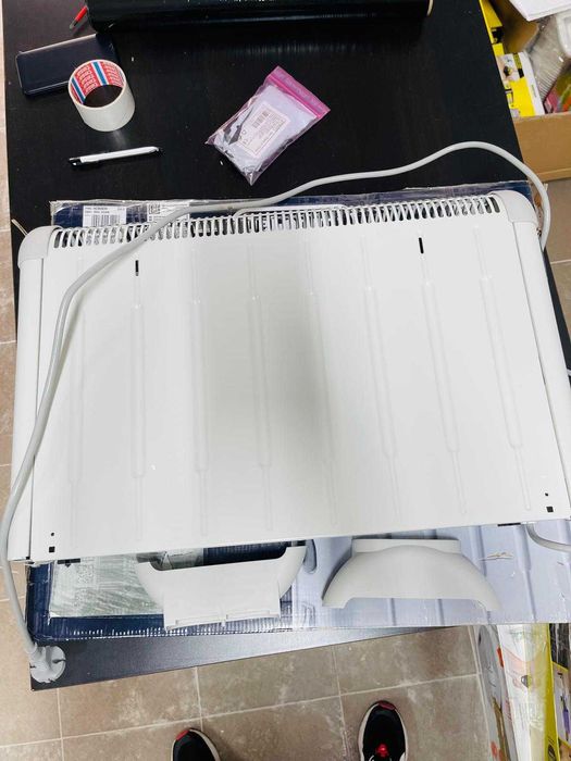 Incalzitor Delonghi HCM 2030 ( 2000 W, încăperi de până la 60 m³)