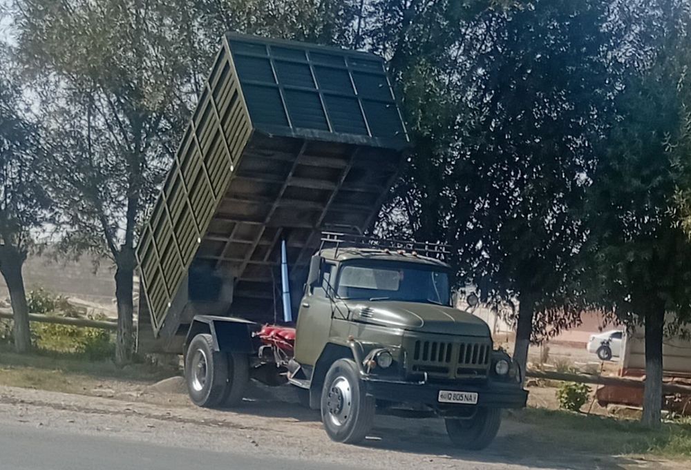 Зил 131 сотилади