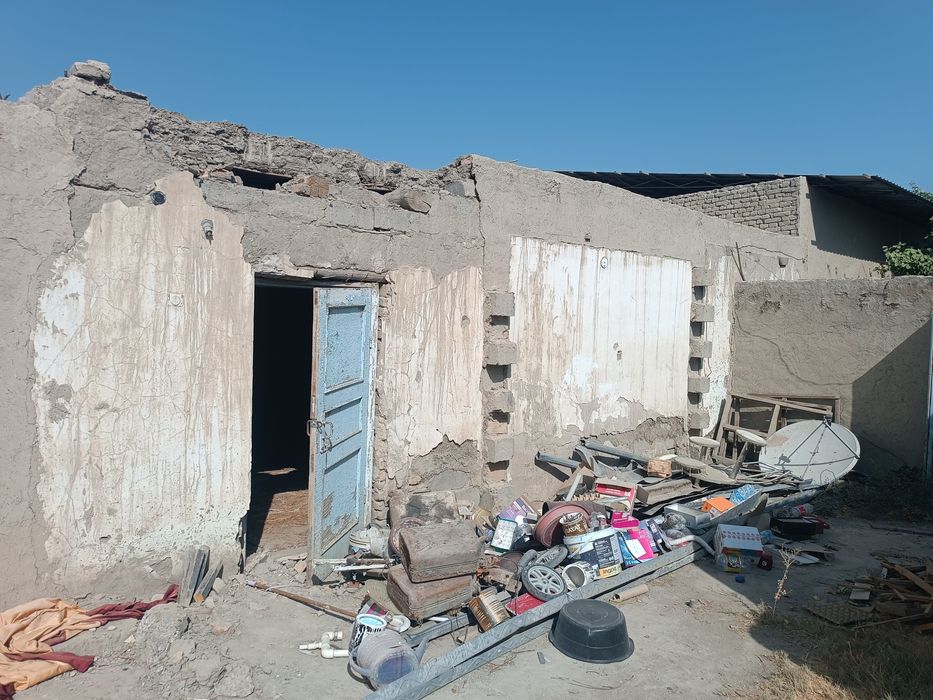 6 сотихли Учаска сотилади