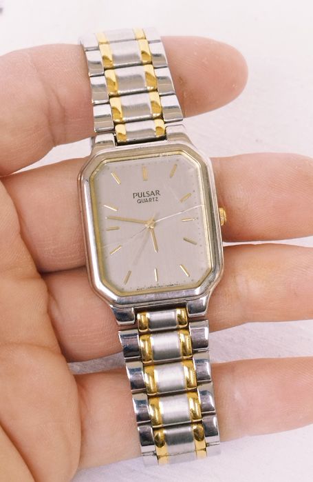 Ceas bărbătesc Pulsar by Seiko cu quartz, carcasă și curea din oțel