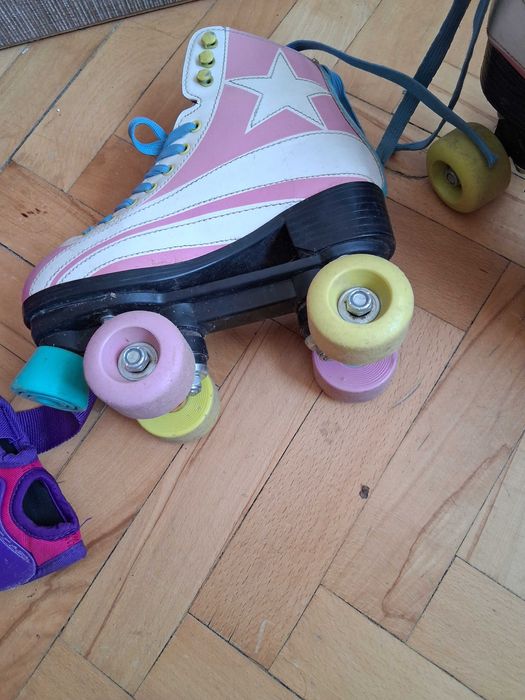 Ролери 26- 28 номер, наколенки Oxelo,кънки 34 номери каска