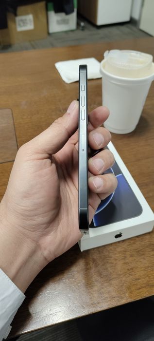 iPhone 16 Pro Max 256 (Sim)