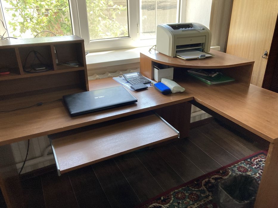 Компьтерный стол