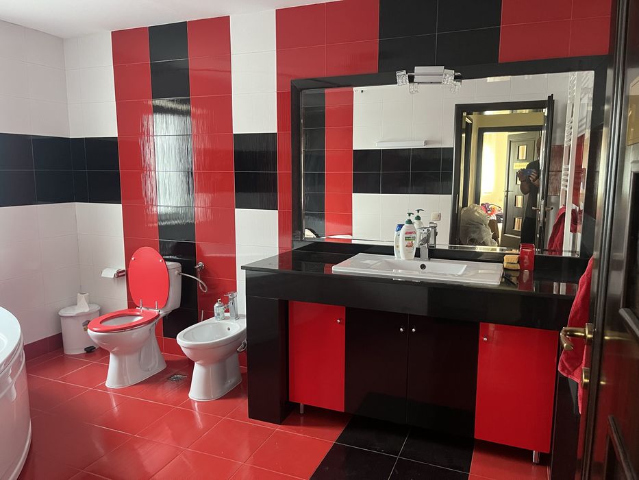 Sediu Firma cu spatiu de depozitare si curte betonata